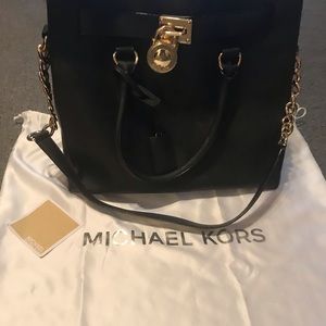 Michael Kors Hamilton Tote 1 Blue ,1 Black